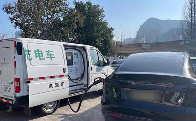 罗田汽车搭电